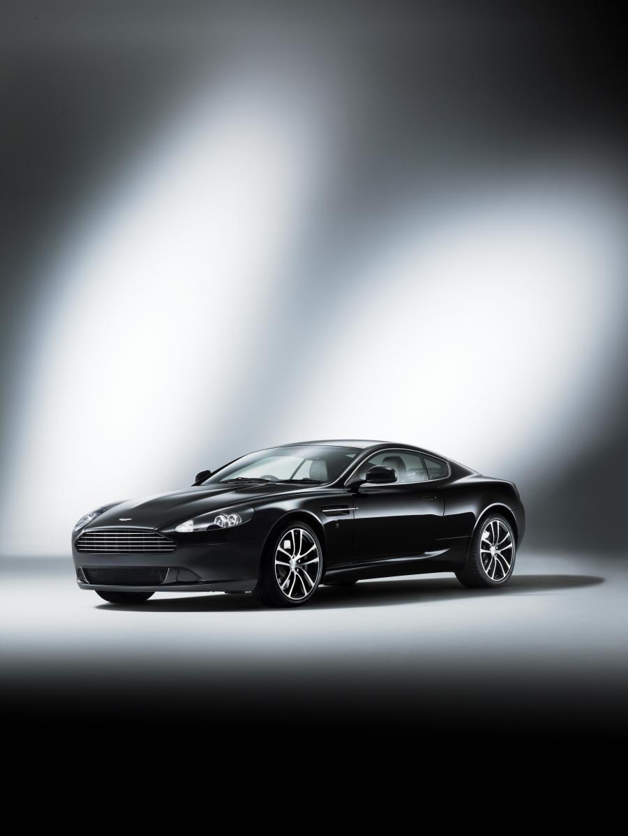  Aston Martin DB9 Carbon Black 2010 года  (фото 1 из 8)